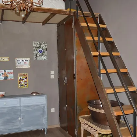 Holiday home Varkiza's